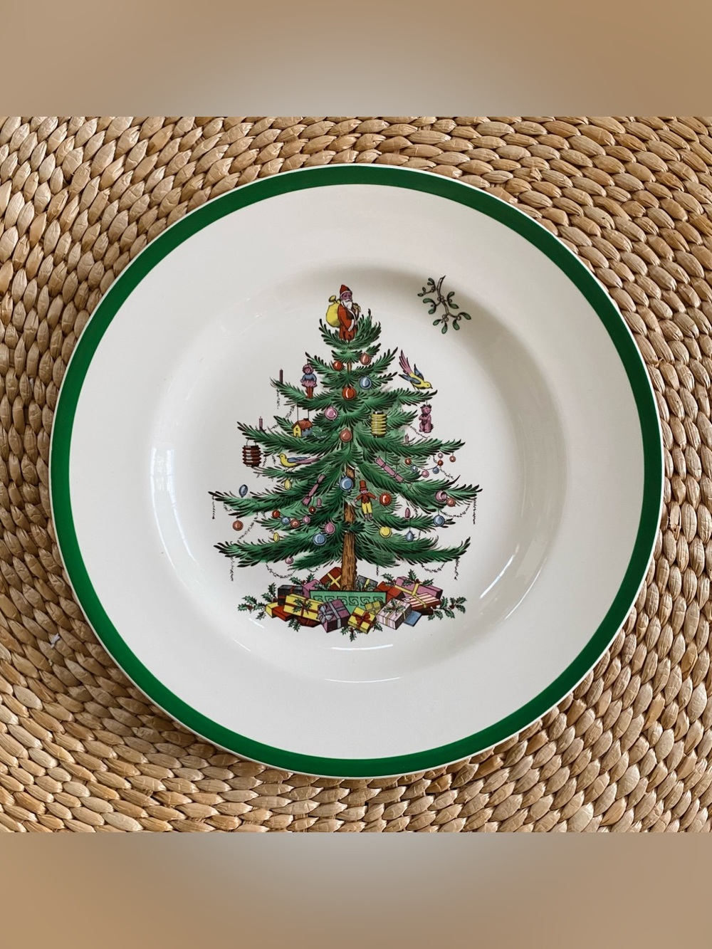 Spode Christmas Tree 10.5” Dinner Plate Classic Holiday Traditional